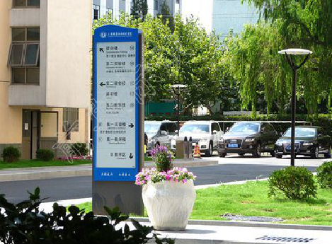 永福哪些因素影响宣传栏的制作？